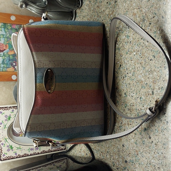 NANETTE🪷LEPORE Crossbody Bag Set - Picture 3 of 10